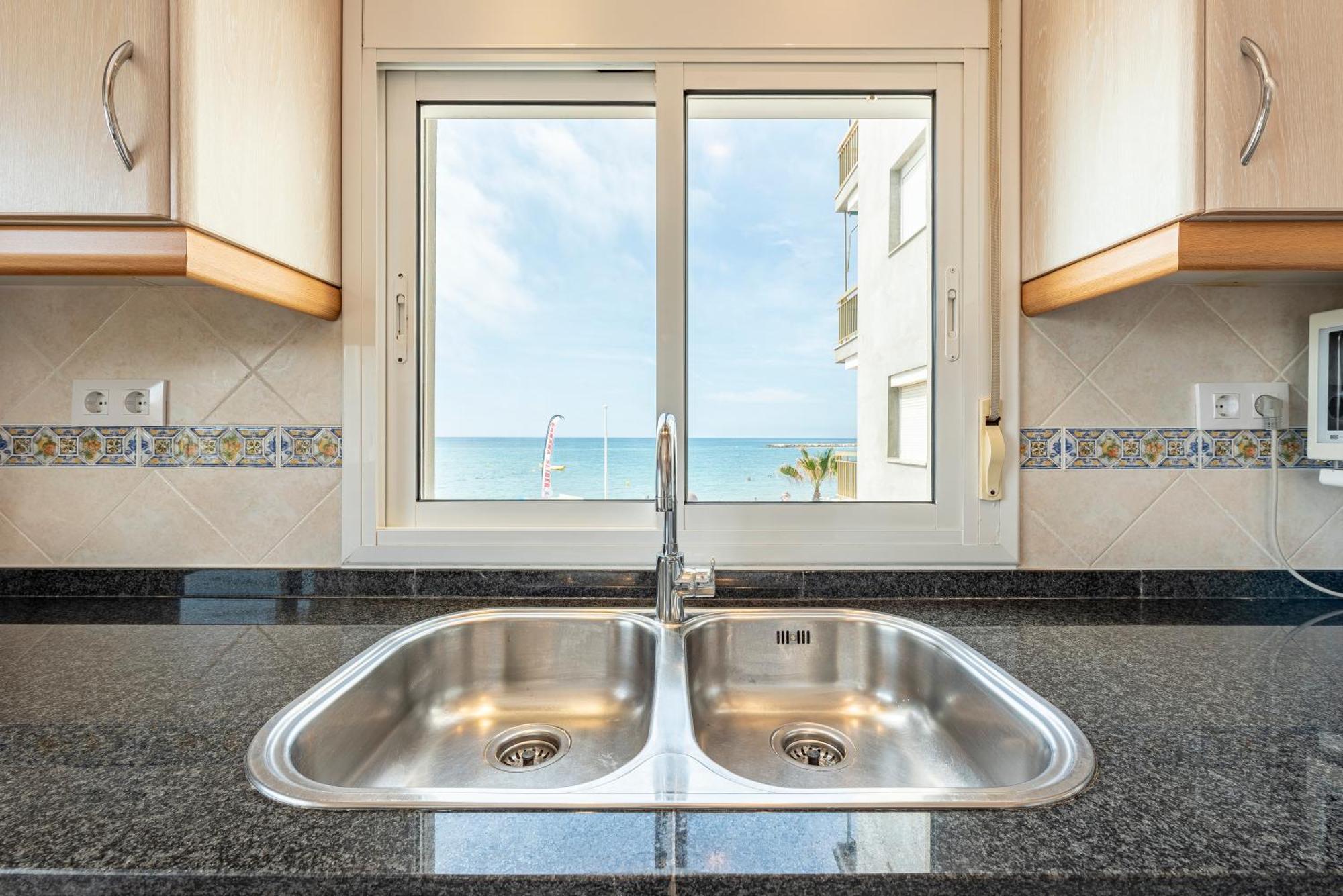 Apartamento Frente Al Mar Cambrils Exterior photo