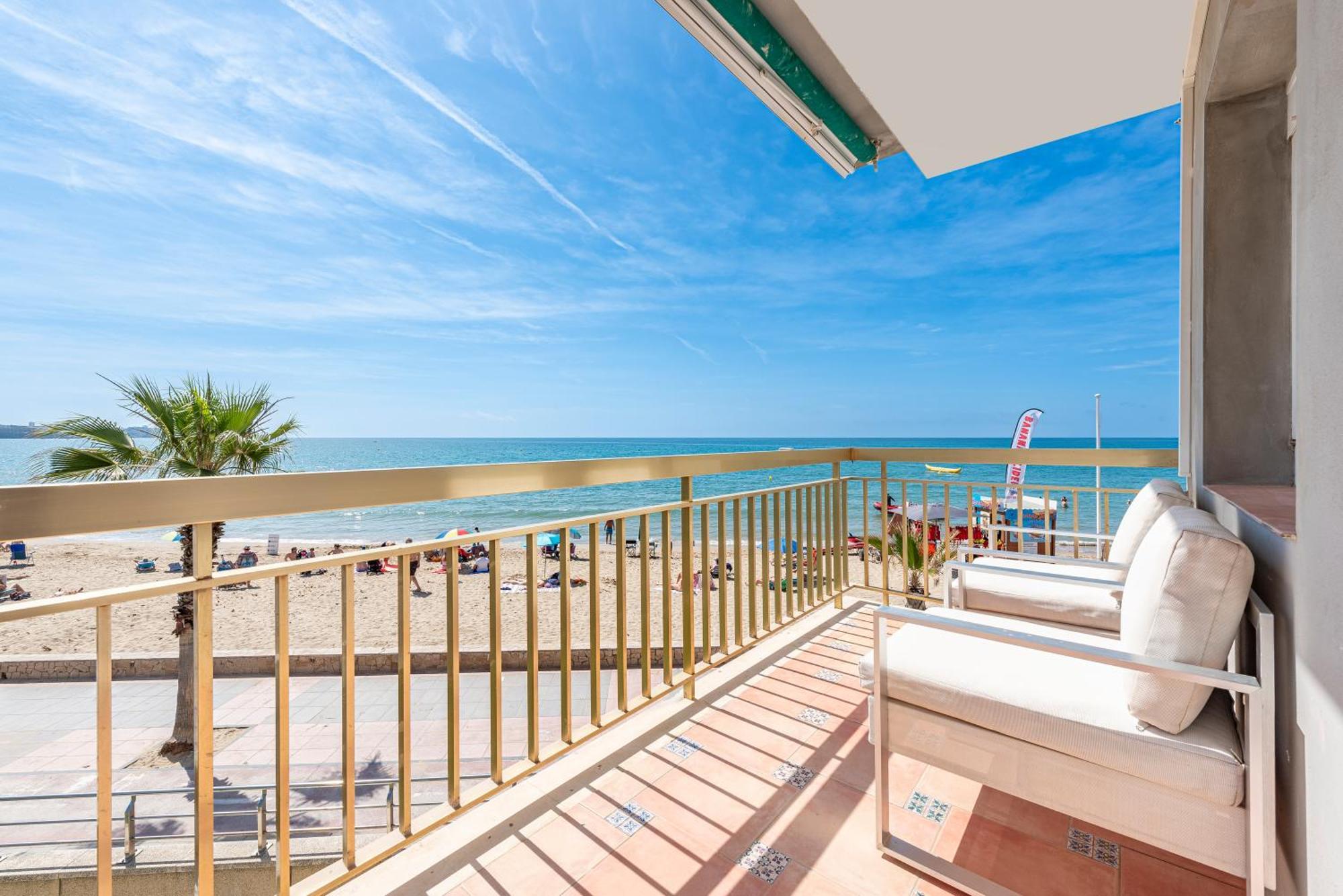 Apartamento Frente Al Mar Cambrils Exterior photo