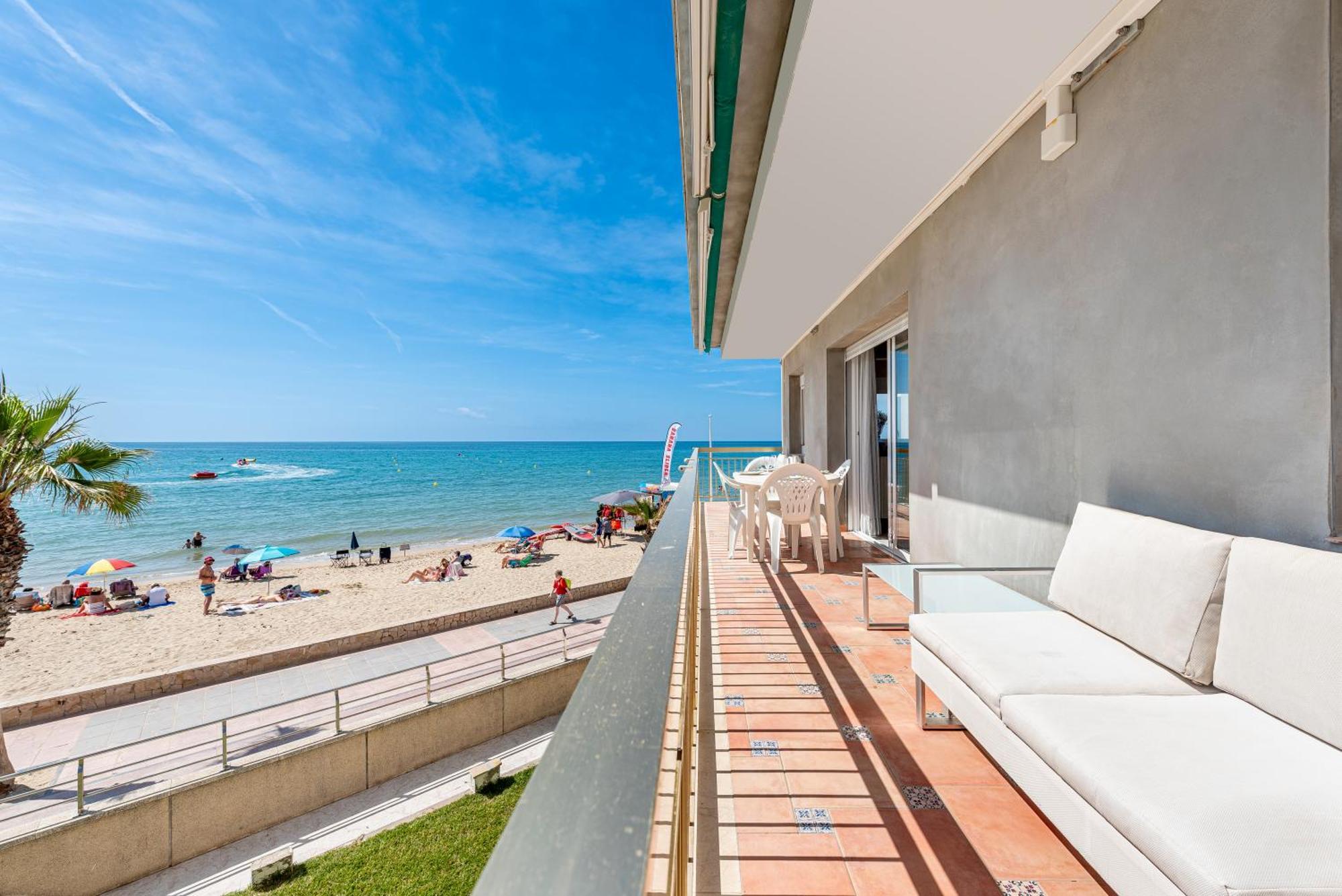 Apartamento Frente Al Mar Cambrils Exterior photo